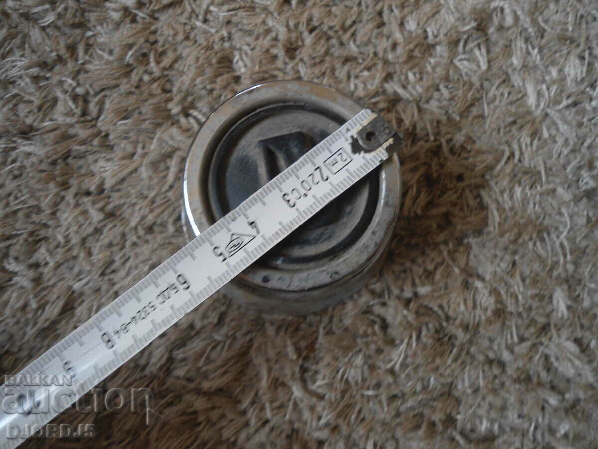 Παλιό καπάκι αυτοκινήτου - 5 Παλιό καπάκι αυτοκινήτου - 5