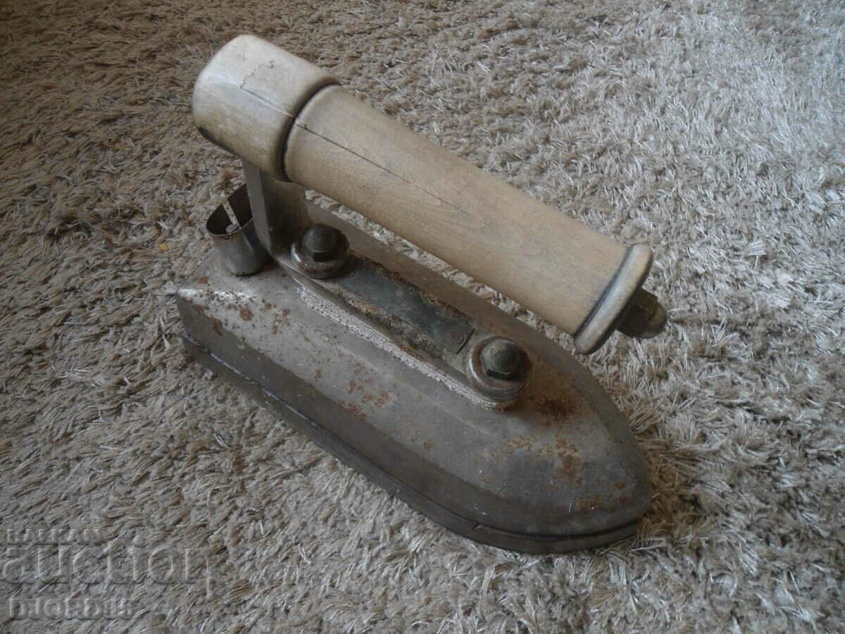 Παλιά σιδερένια ξύλινη λαβή - 6 Παλιά σιδερένια ξύλινη λαβή - 6