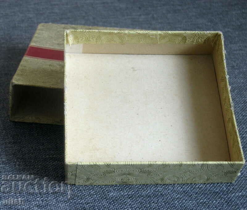 old empty Rollei Mutar 6 X 6 film box with price 10.00 BGN | € 5.11 old empty Rollei Mutar 6 X 6 film box with price 10.00 BGN | € 5.11