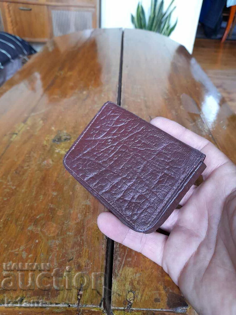 An old leather purse - 6 An old leather purse - 6