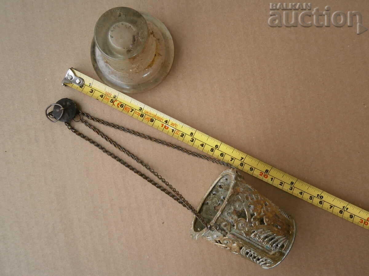 Old bronze sconce from a flickering home icon - 7 Old bronze sconce from a flickering home icon - 7