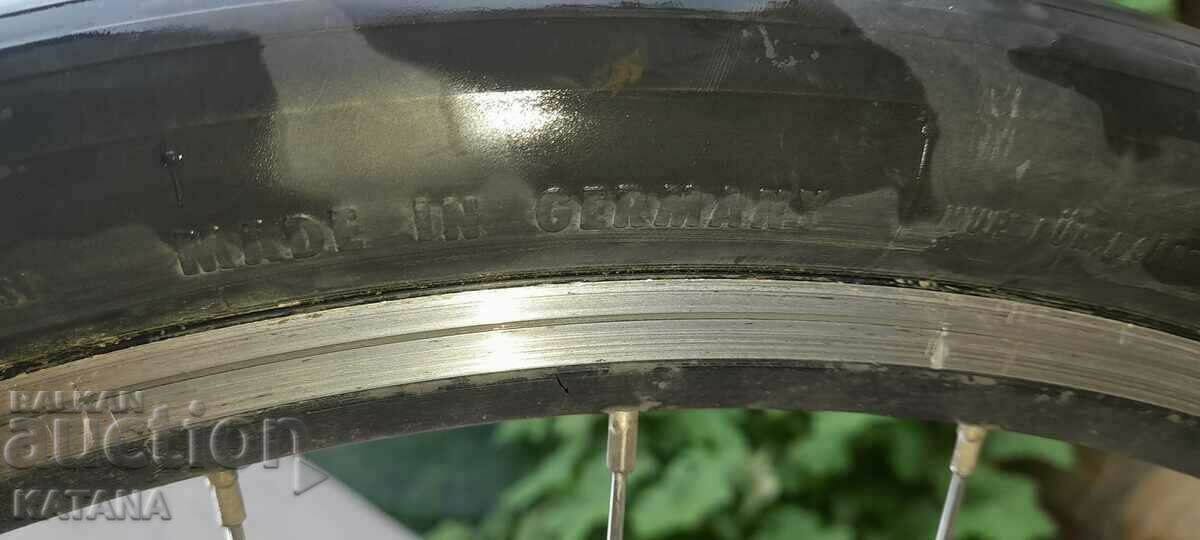 Delivery of Continental HOMETRAINER bicycle tire, wheel Delivery of Continental HOMETRAINER bicycle tire, wheel