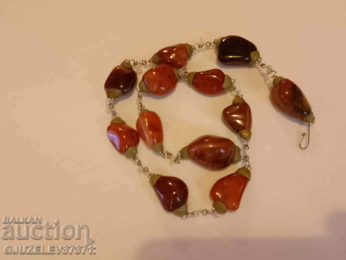 Γυναικείο κολιέ από αχάτη με τιμή 99.00 BGN | € 50.62 Γυναικείο κολιέ από αχάτη με τιμή 99.00 BGN | € 50.62