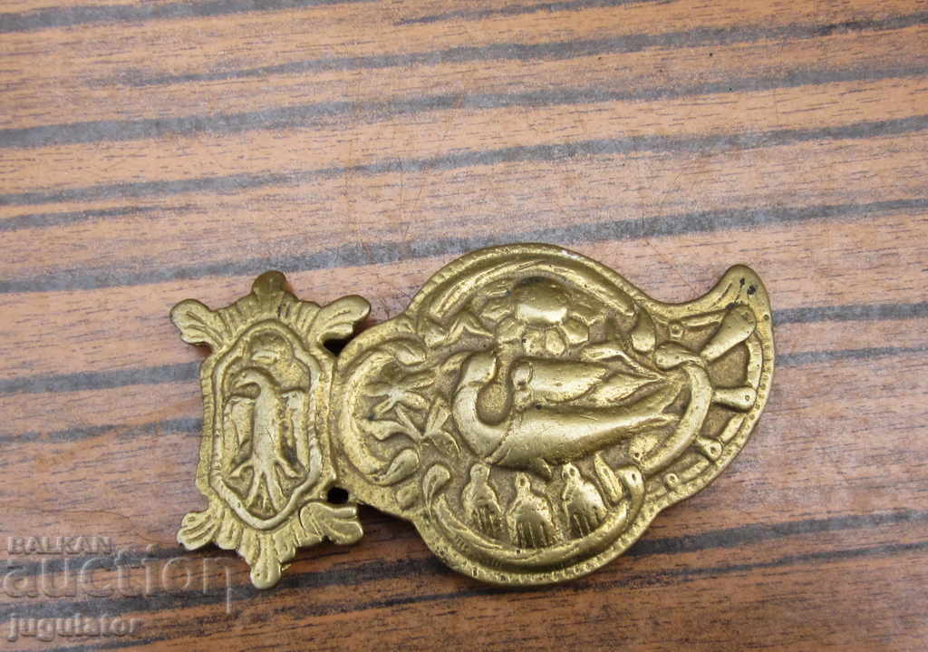 стара възрожденска религиозна бронзова половинка от пафта