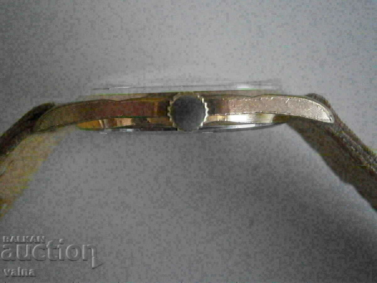 Auction  BAROLUX, cal FHF-ST 96, gold-plated case 10 micron. 35mm