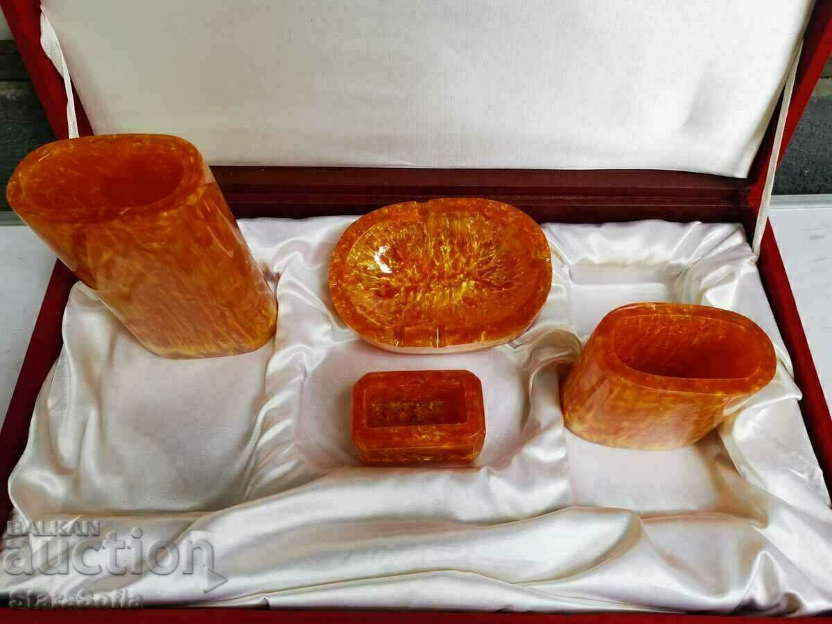 Delivery of OLD KATALIN SET, BAKELITE