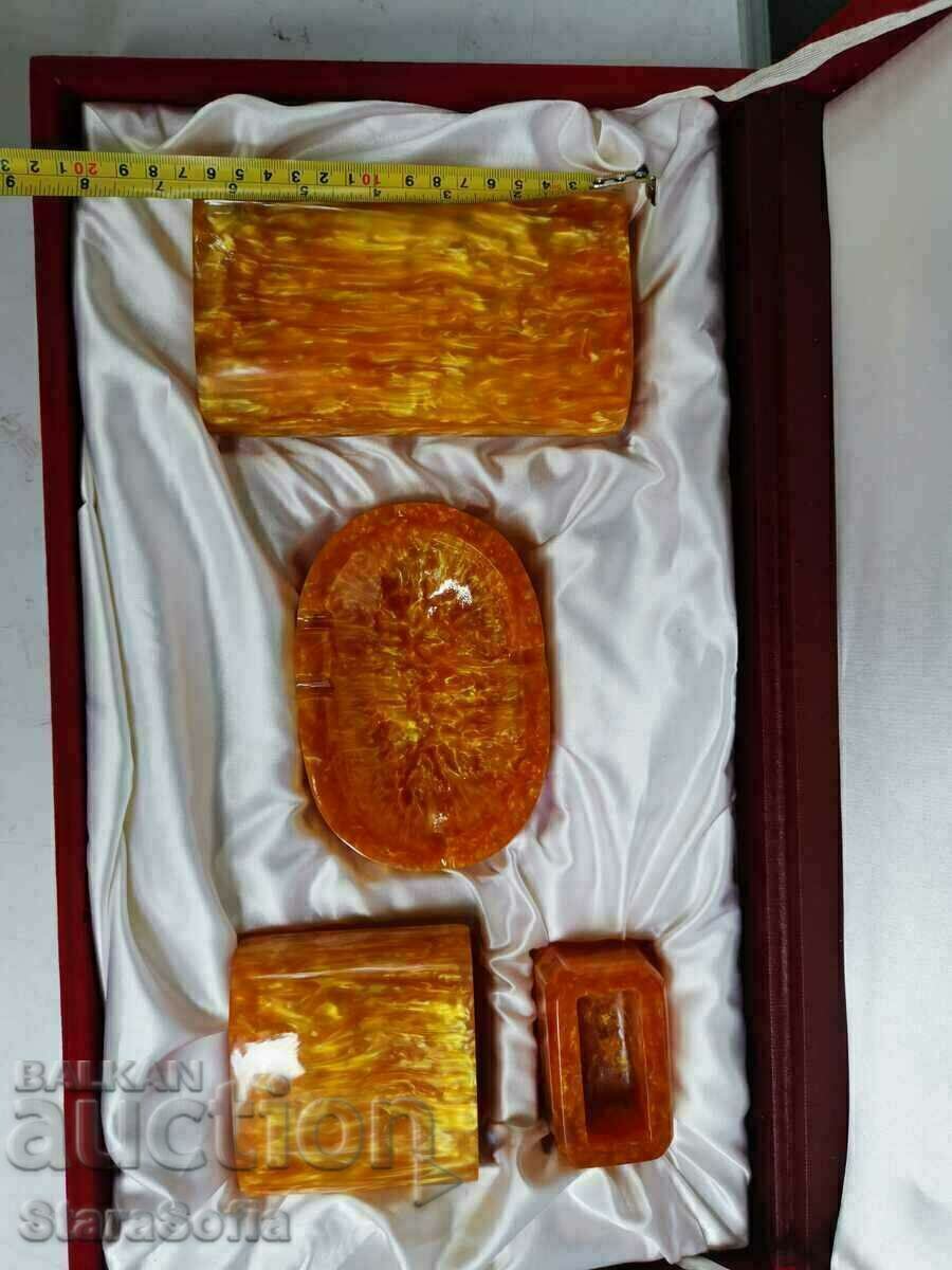OLD KATALIN SET, BAKELITE - 6