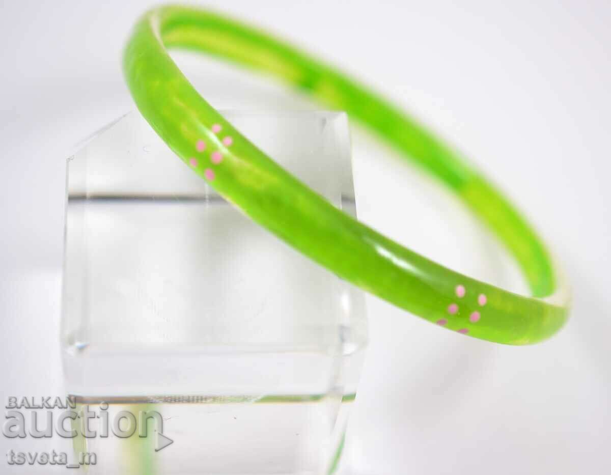 Bratara Lalo cu preț 3.00 BGN | € 1.53 Bratara Lalo cu preț 3.00 BGN | € 1.53