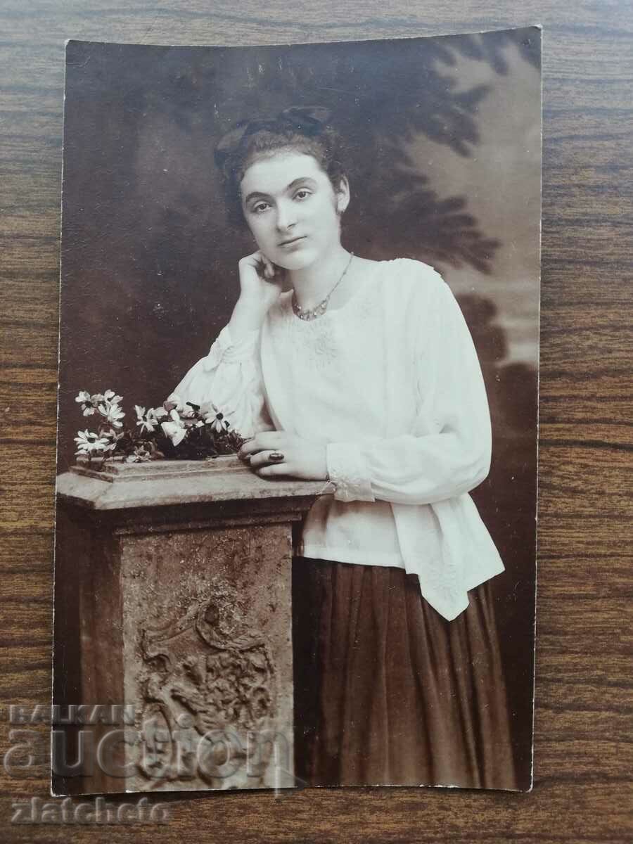 Παλιά φωτογραφία Βασίλειο της Βουλγαρίας - Γυναίκα, Ruse 1919
