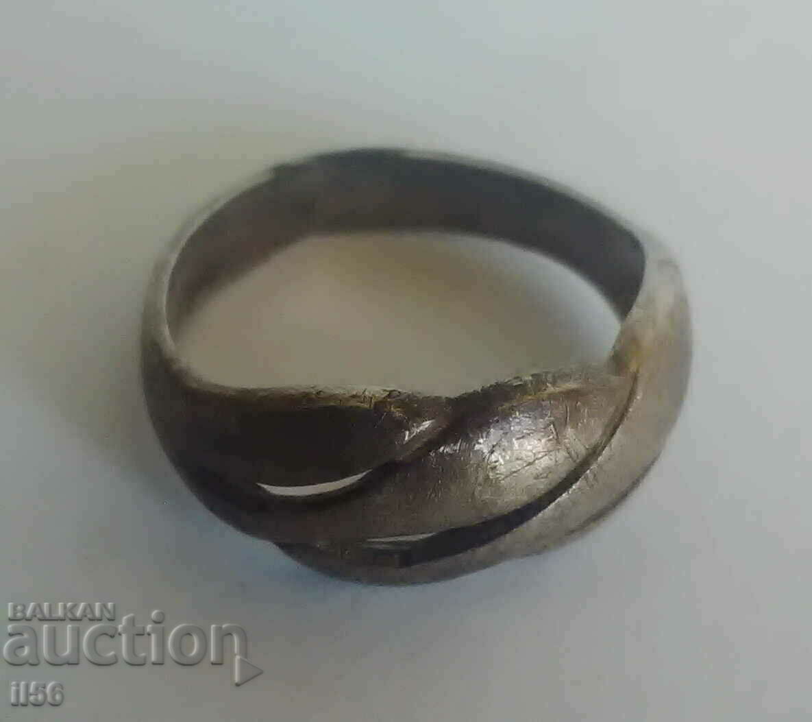 Ring 04 - massive 2.75 g