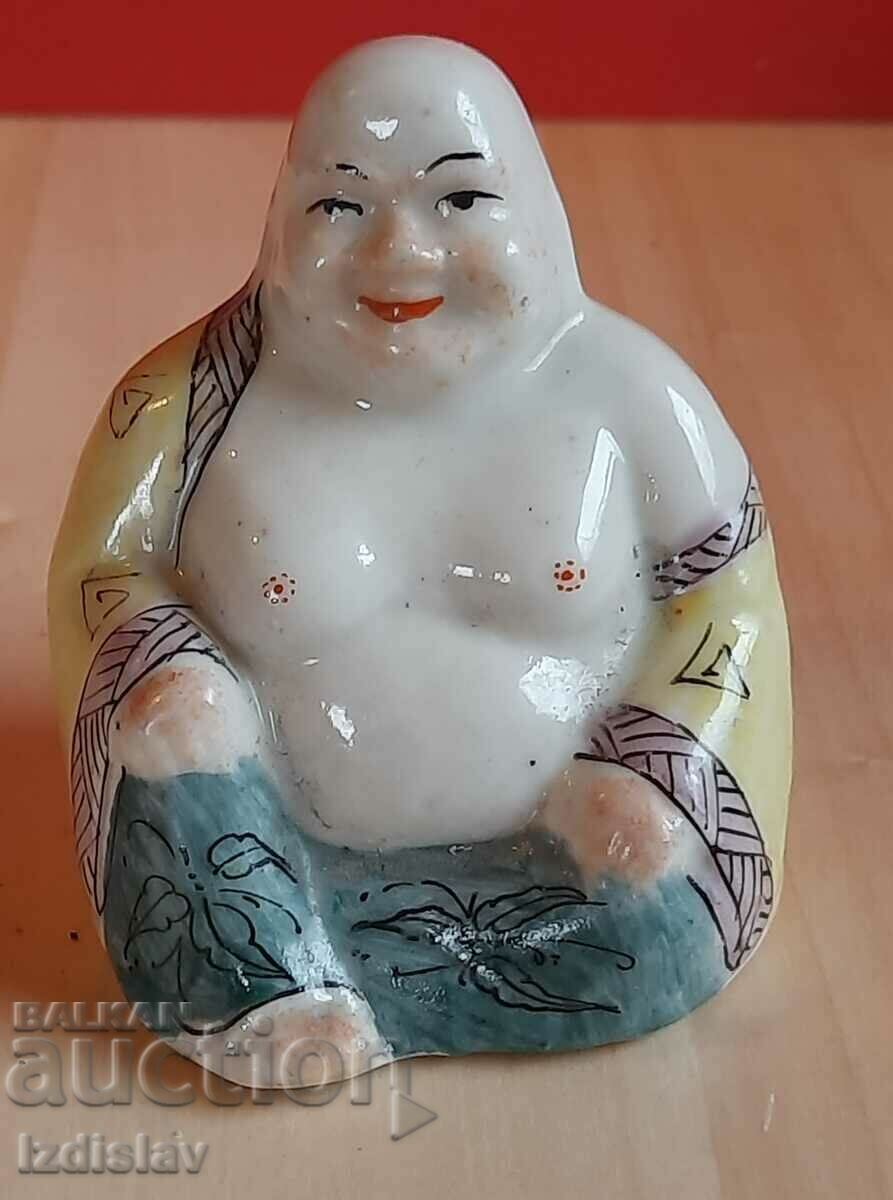 Delivery of Antique Chinese Porcelain Sitting Buddha Figure Delivery of Antique Chinese Porcelain Sitting Buddha Figure