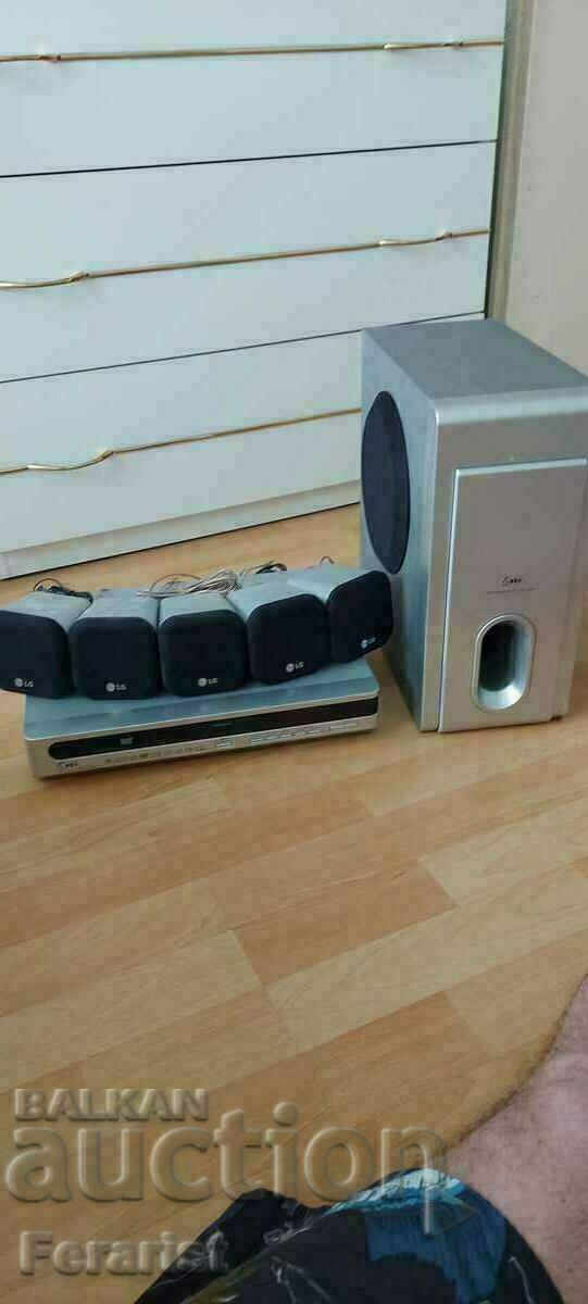 DVD LG home theater 5.1 with radio very good