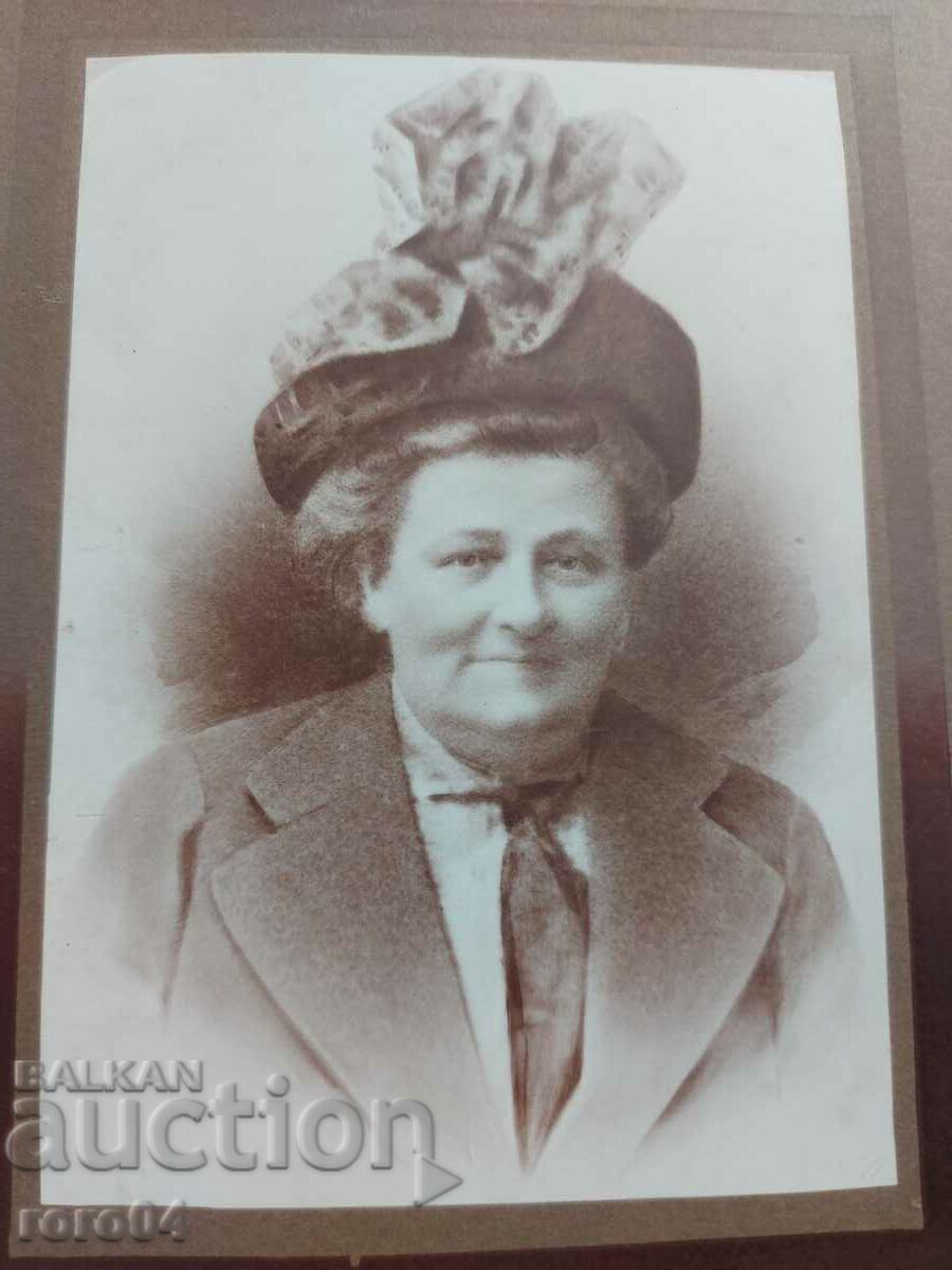 STAR PHOTOGRAPHY - CARD - 6 STAR PHOTOGRAPHY - CARD - 6