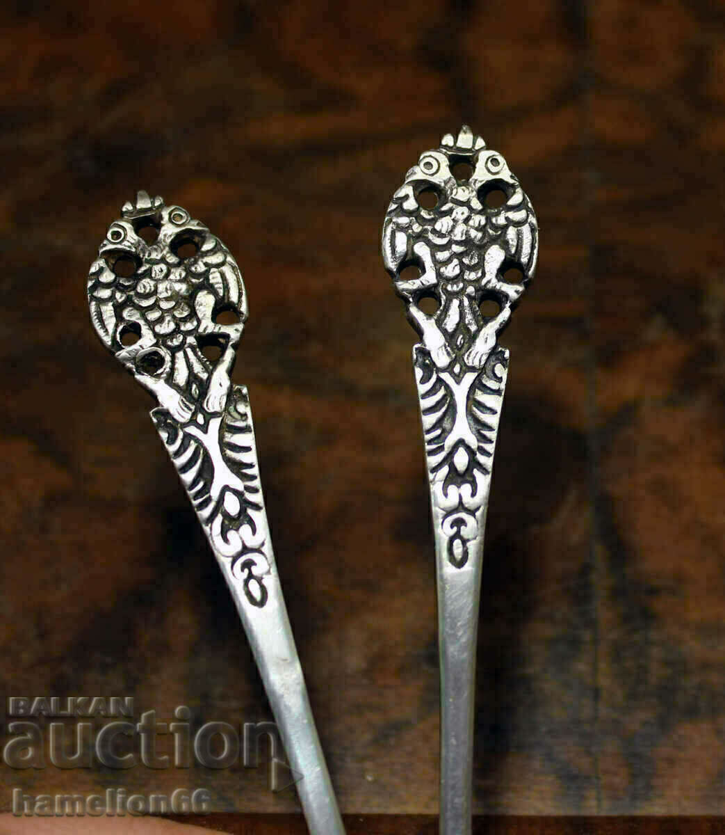Δημοπρασία Ασημένια κουτάλια 2 τεμ. δικέφαλος αετός. Δημοπρασία Ασημένια κουτάλια 2 τεμ. δικέφαλος αετός.