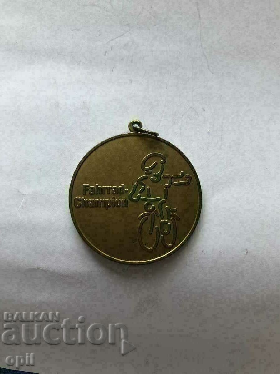 Order with price 10.00 BGN | € 5.11