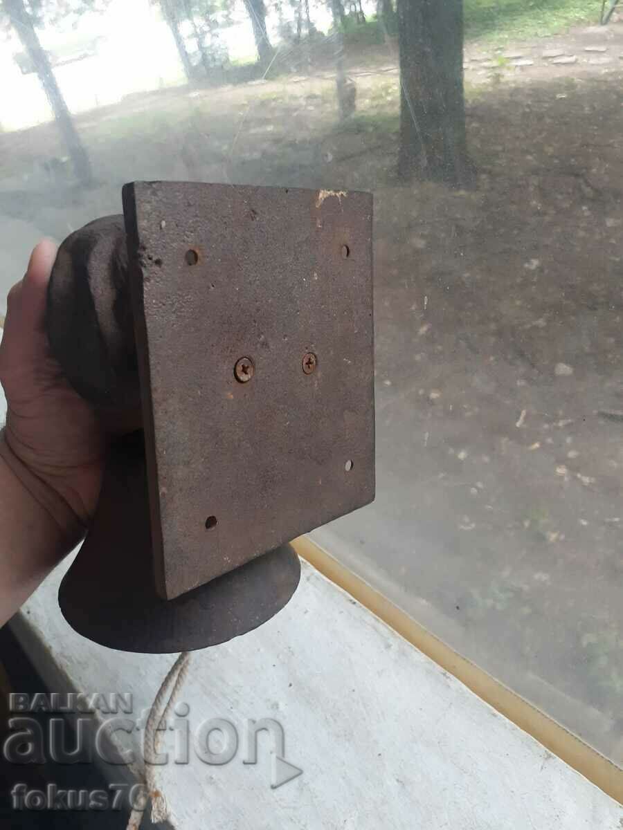 Unique cast iron door or gate bell dog - 5 Unique cast iron door or gate bell dog - 5