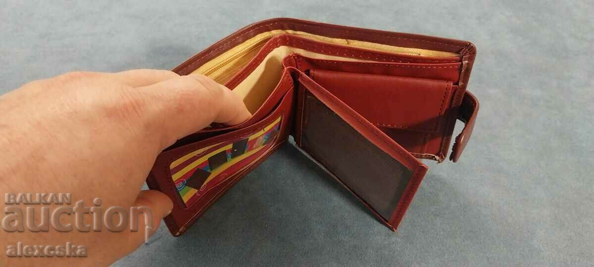 Доставка на Кожен портфейл Доставка на Кожен портфейл