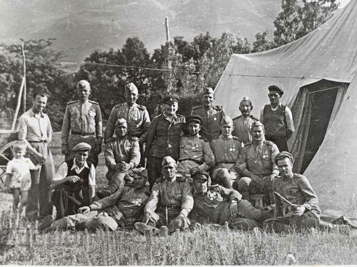 VSV Soviet military and Bulgarian officer with price 30.00 BGN | € 15.34 VSV Soviet military and Bulgarian officer with price 30.00 BGN | € 15.34