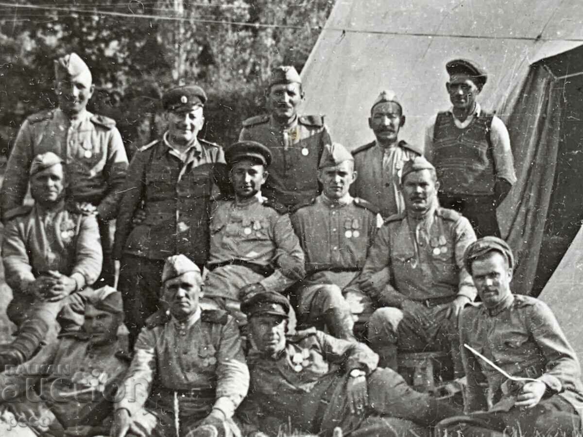 Delivery of VSV Soviet military and Bulgarian officer Delivery of VSV Soviet military and Bulgarian officer