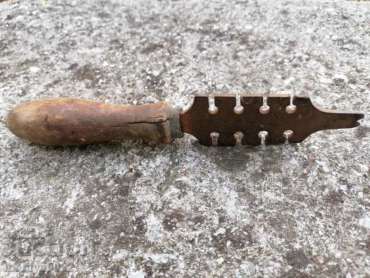 Auction Flat inch thread tool for flintlock screwdriver Auction Flat inch thread tool for flintlock screwdriver