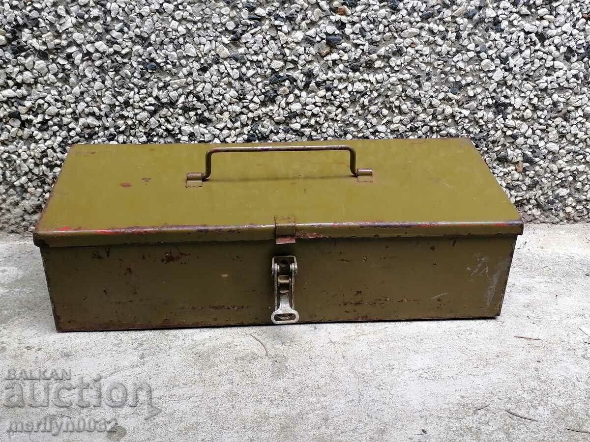 Армейска кутия от ЗИП от WW2 - 7 Армейска кутия от ЗИП от WW2 - 7