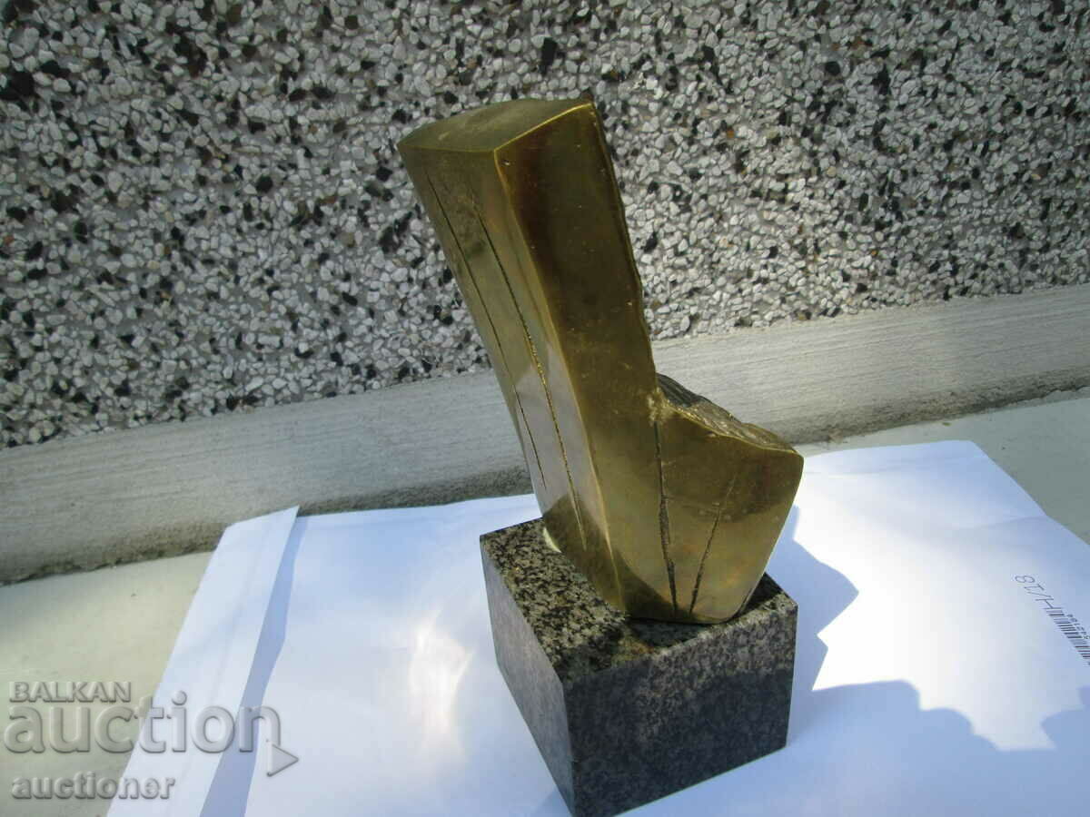 Livrarea PREMIUL PLOVDIV-2001 AUTOR DIMCHO PAVLOV-1944-1996 Livrarea PREMIUL PLOVDIV-2001 AUTOR DIMCHO PAVLOV-1944-1996