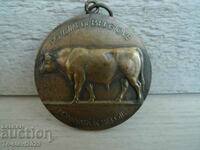 Medalie de bronz veche - VACA - in jurul anului 1930