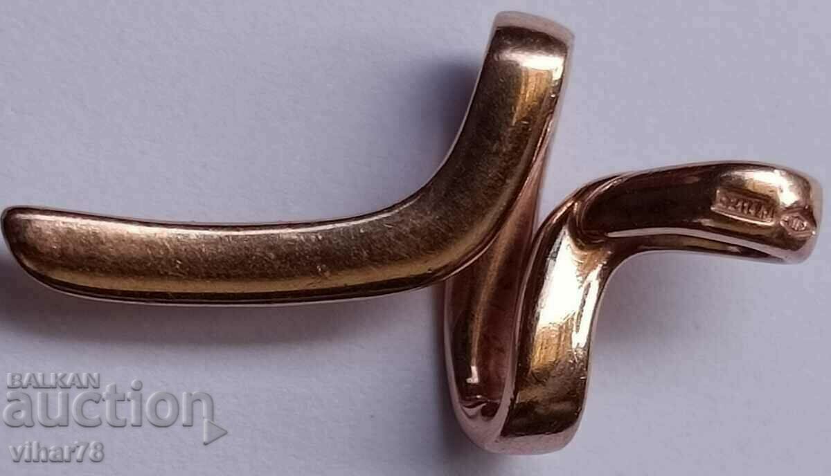 Cruce de aur marcată cu un diamant foarte gavello de 9 carate - 5