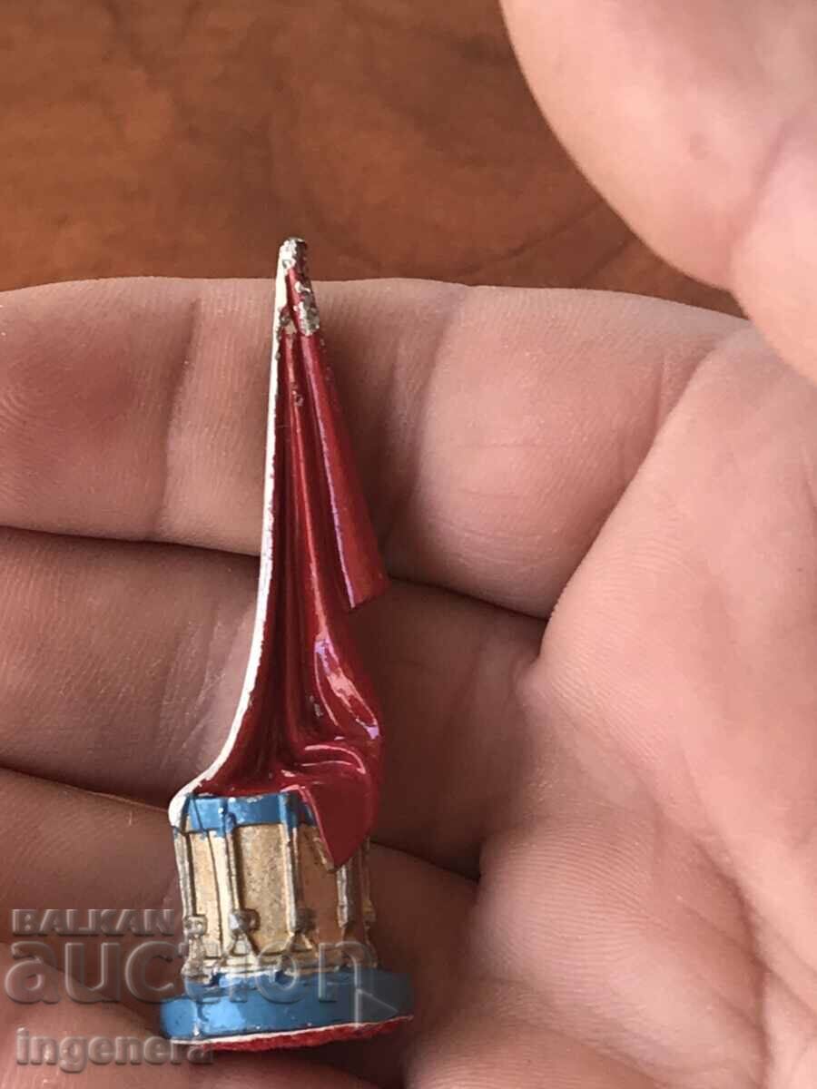 LEAD LEAD FIGURES LEAD FIGURE LEAD - 5 LEAD LEAD FIGURES LEAD FIGURE LEAD - 5