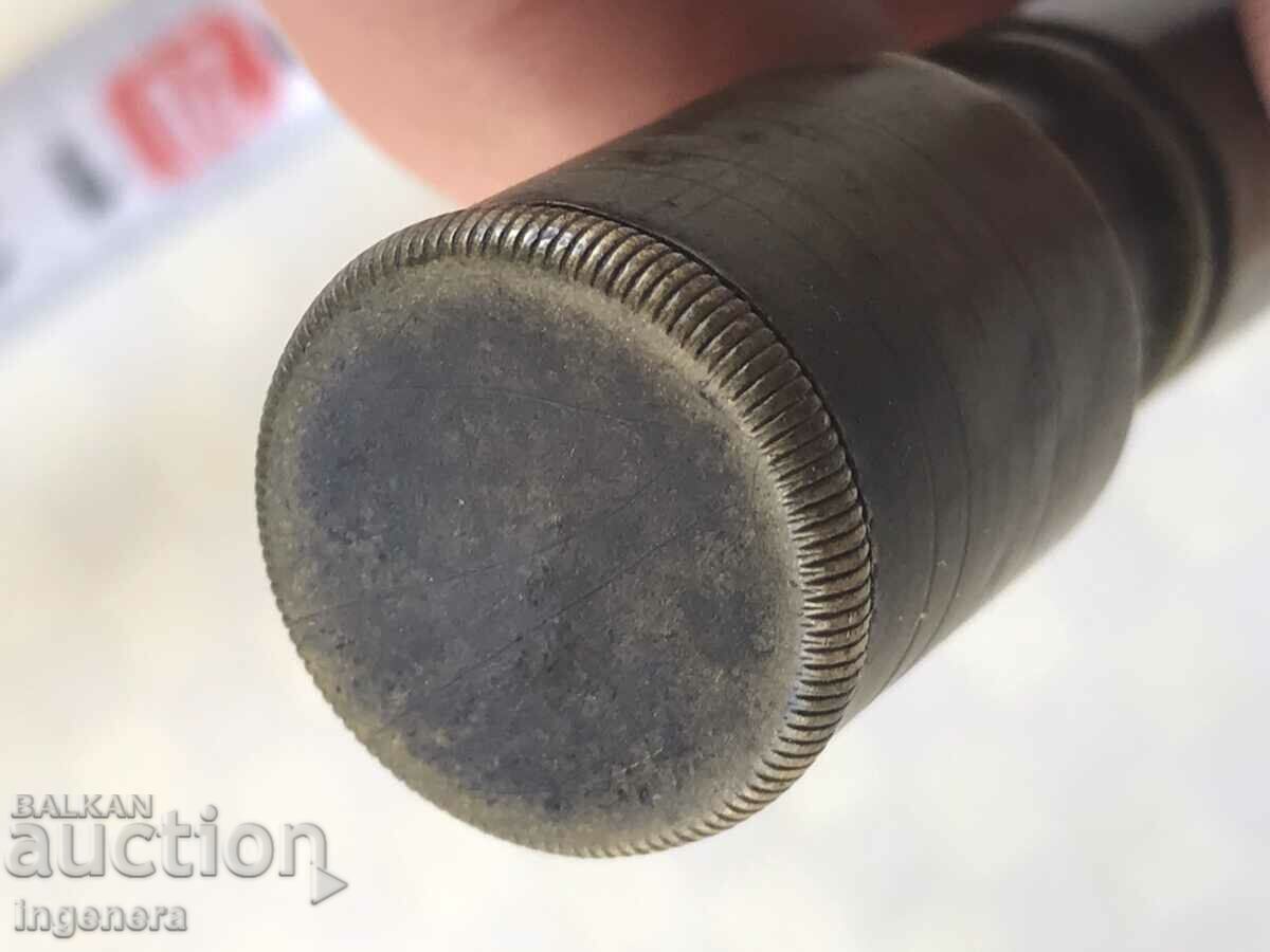 Доставка на КУТИЯ КАЛЪФ МЕСИНГ СТАРИННА