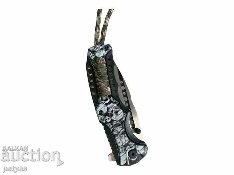 Folding automatic knife design with skull + paracode 9.5 x 215 - 5 Folding automatic knife design with skull + paracode 9.5 x 215 - 5