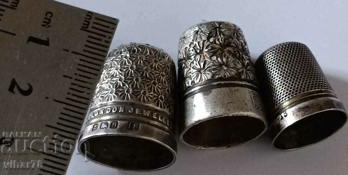 Auction Lot of three silver thimbles Auction Lot of three silver thimbles