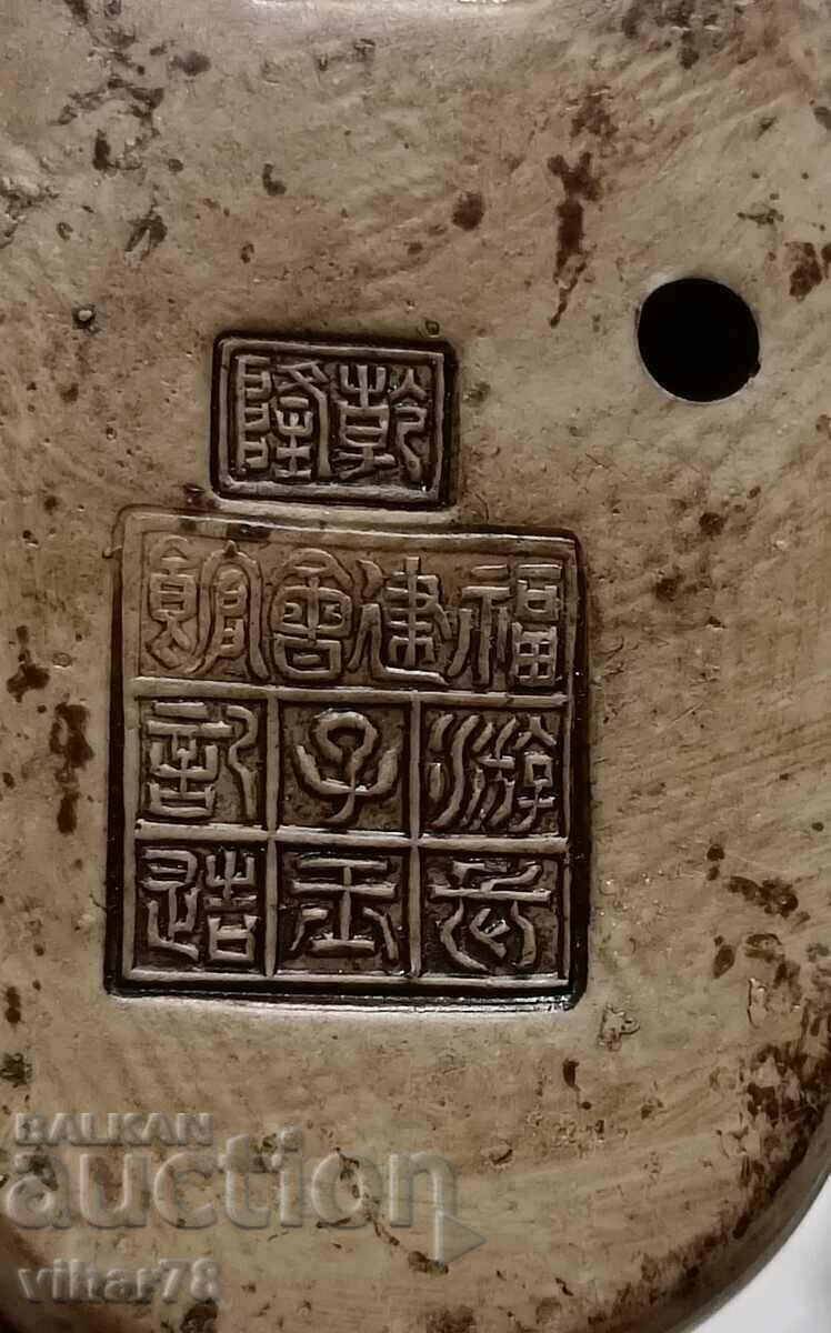 Delivery of Lot of two old porcelain figurines - personal delivery only Delivery of Lot of two old porcelain figurines - personal delivery only