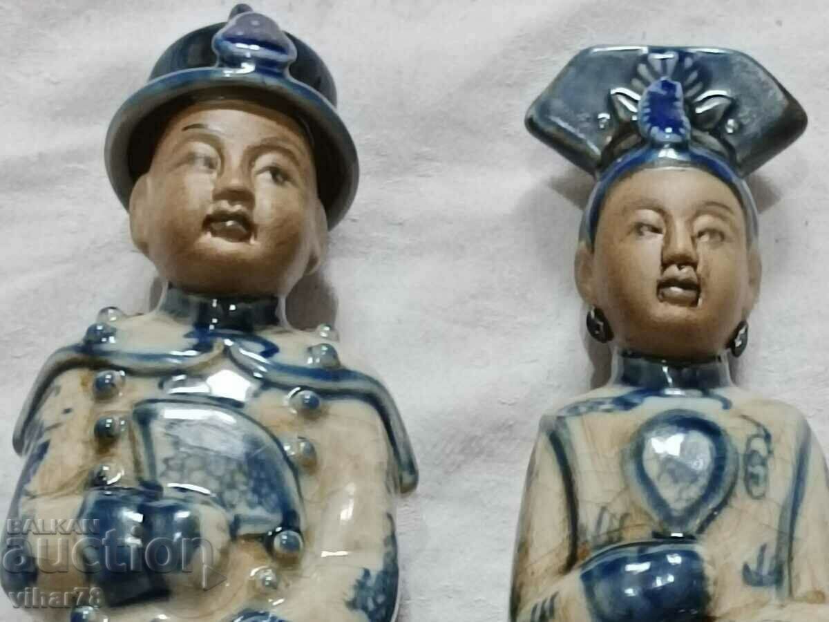 Lot of two old porcelain figurines - personal delivery only - 7 Lot of two old porcelain figurines - personal delivery only - 7