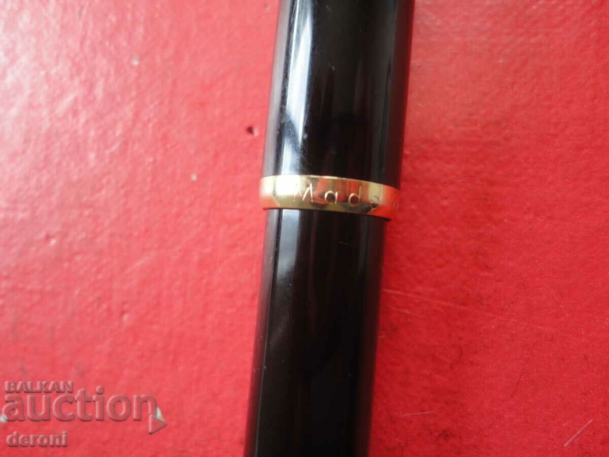 Great German Herlitz Medium fountain pen with price 50.00 BGN | € 25.56 Great German Herlitz Medium fountain pen with price 50.00 BGN | € 25.56