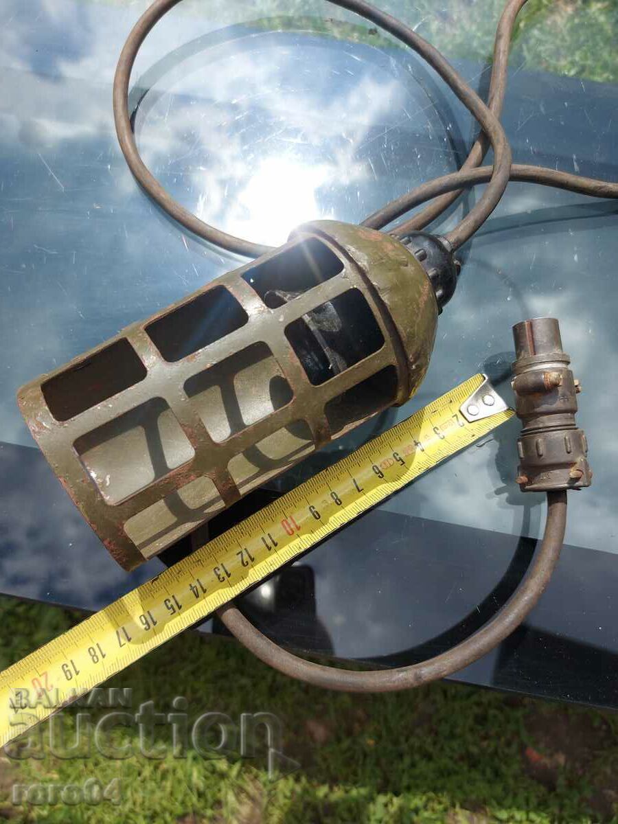 LAMPĂ DE REZERVOR MOBILĂ cu preț € 17.99 | 35.19 BGN