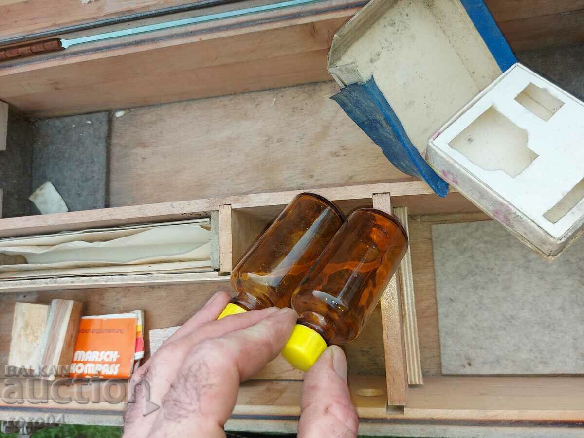 Delivery of OLD GERMAN WOODEN SUITCASE Delivery of OLD GERMAN WOODEN SUITCASE