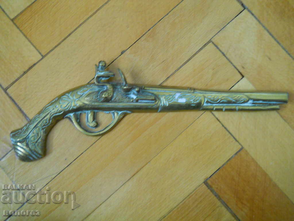 aplicatie de perete din bronz - pistol silex