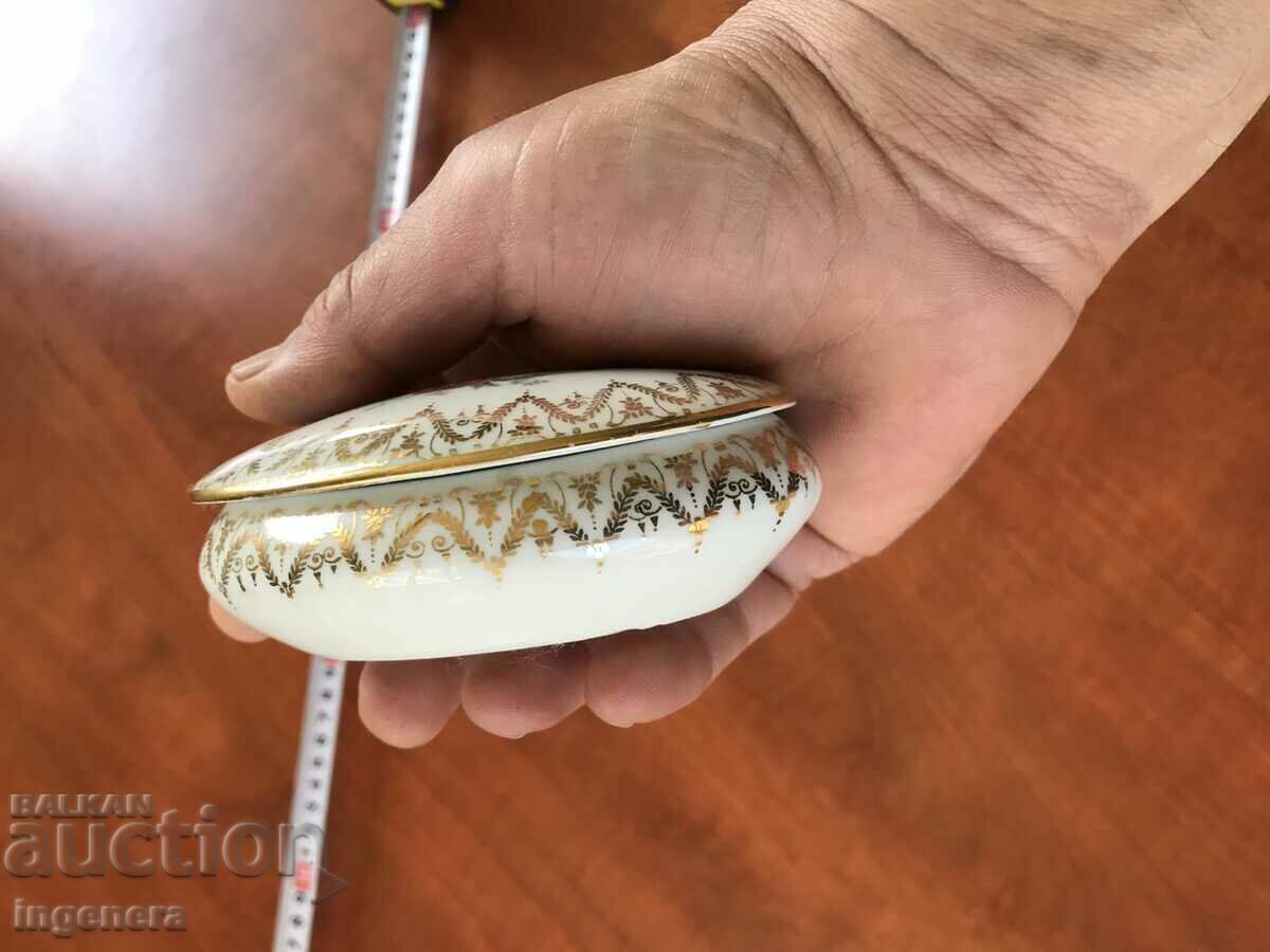 ΠΟΡΣΕΛΑΝΙΝΟ ΚΟΥΤΙ "LIMOGE" ΚΟΥΤΙ-ΓΑΛΛΙΑ LIMOGE GILT με τιμή 45.00 BGN | € 23.01 ΠΟΡΣΕΛΑΝΙΝΟ ΚΟΥΤΙ "LIMOGE" ΚΟΥΤΙ-ΓΑΛΛΙΑ LIMOGE GILT με τιμή 45.00 BGN | € 23.01