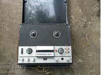 Old tape recorder with reels