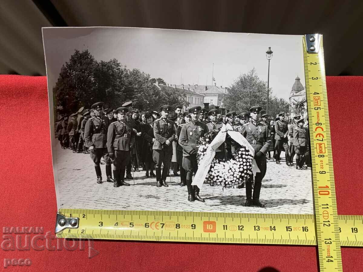 Auction The funeral of Tsar Boris III Military Wreaths Auction The funeral of Tsar Boris III Military Wreaths