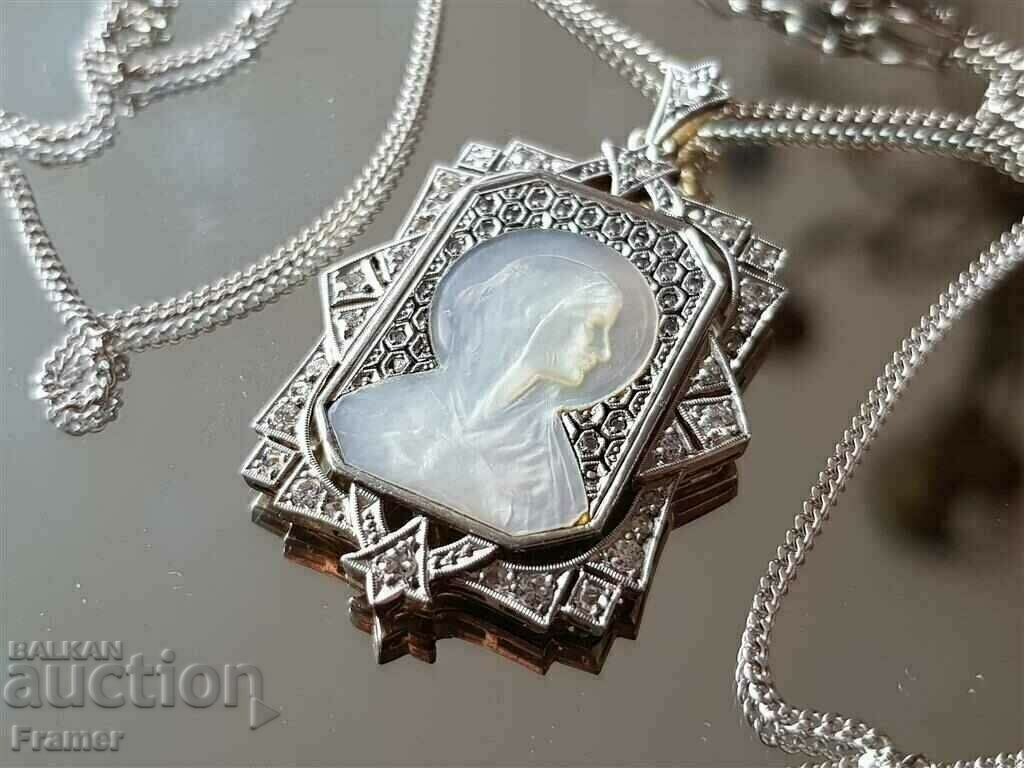 Delivery of 18K GOLD STYLE LOCKED 1940 chain DIAMOND mother of pearl gold Delivery of 18K GOLD STYLE LOCKED 1940 chain DIAMOND mother of pearl gold