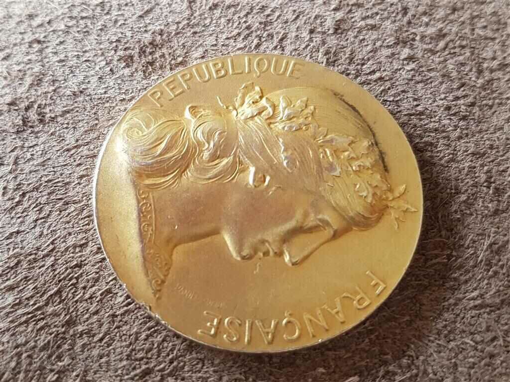Delivery of Silver gilt France Medal of the Eastern Industrial Delivery of Silver gilt France Medal of the Eastern Industrial
