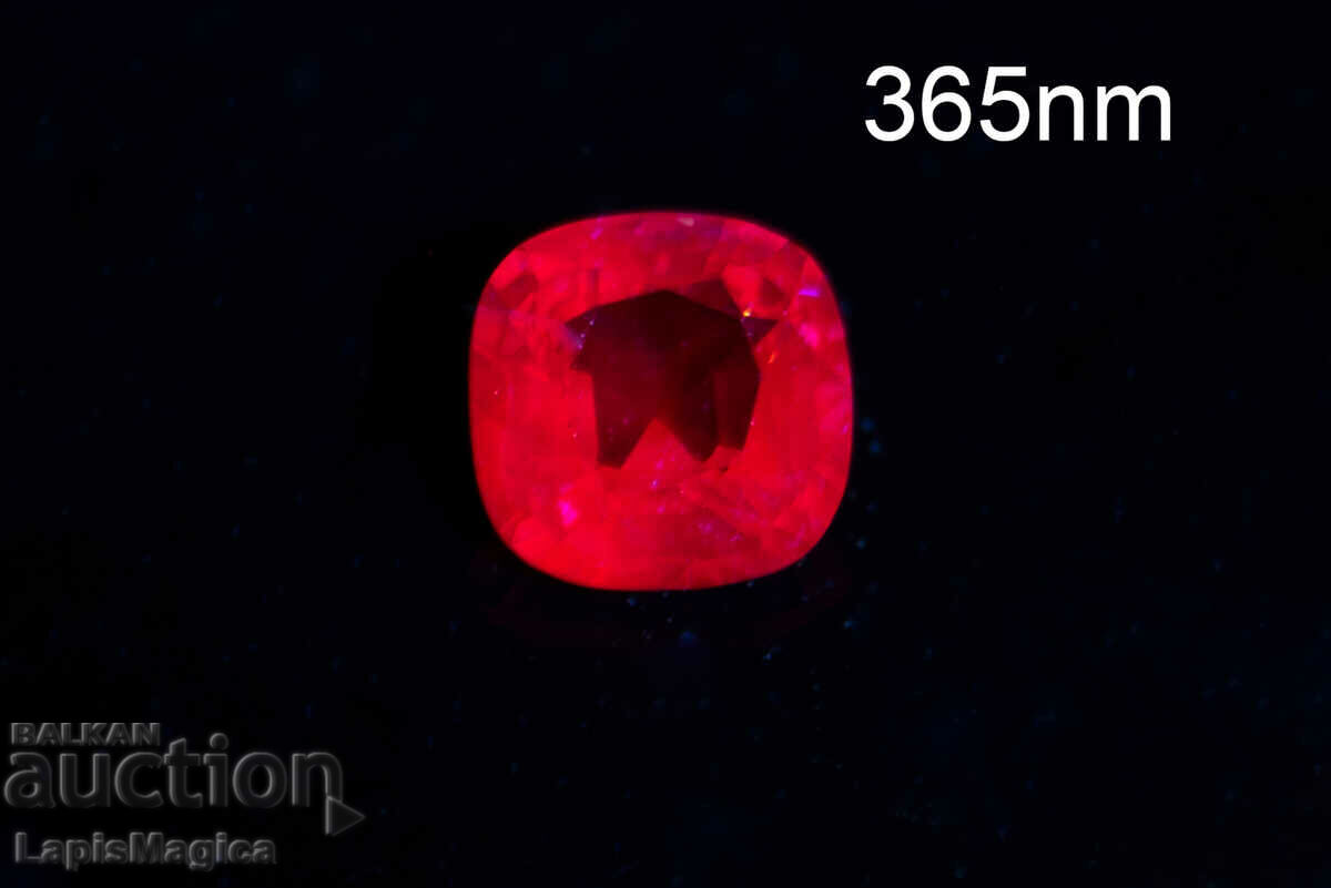 Pink Spinel 0,28ct pernă tăiată fluorescență puternică #1 cu preț 65.00 BGN | € 33.23