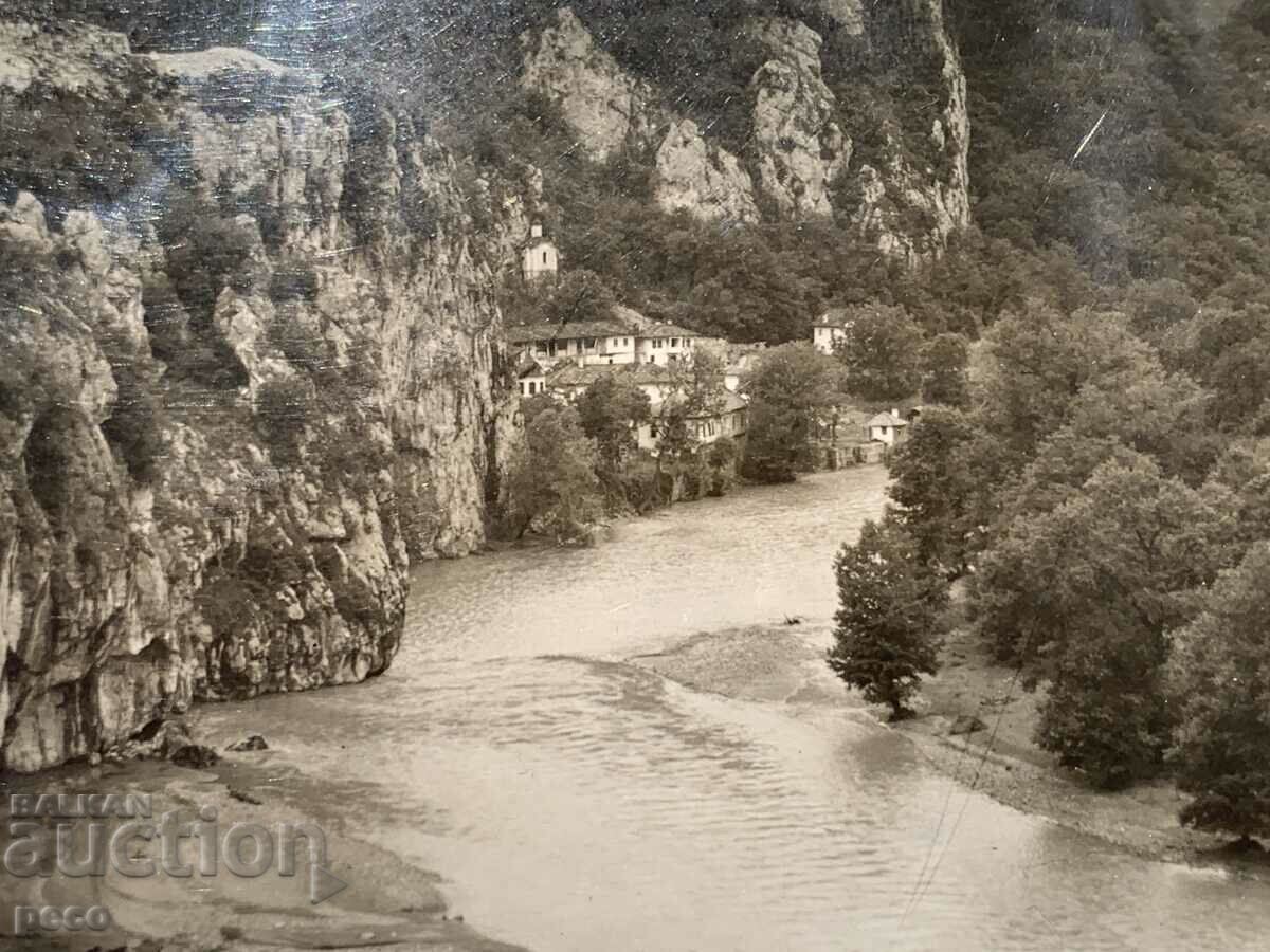 Cherepish Monastery Photo Georgi Paskov? old photo with price 30.00 BGN | € 15.34 Cherepish Monastery Photo Georgi Paskov? old photo with price 30.00 BGN | € 15.34