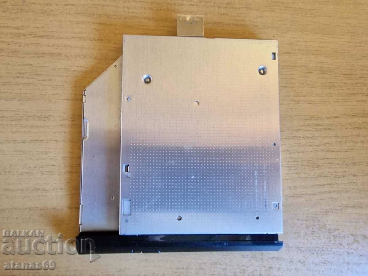 DVD for laptop - electronic scrap #104 with price 4.99 BGN | € 2.55 DVD for laptop - electronic scrap #104 with price 4.99 BGN | € 2.55