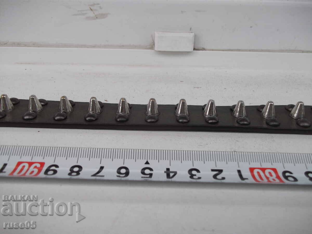 Delivery of Buckled belt