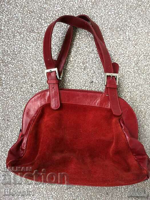 I am selling a women's leather bag with price 25.00 BGN | € 12.78