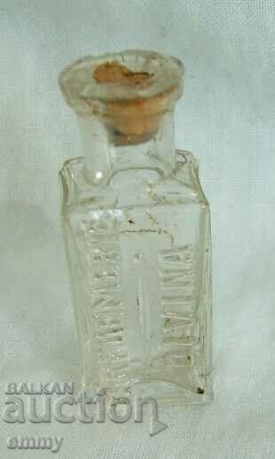 Старо малко шише за парфюм, стъклено - "Parfuemerie Divina" с цена 10.00 лв. | € 5.11 Старо малко шише за парфюм, стъклено - "Parfuemerie Divina" с цена 10.00 лв. | € 5.11