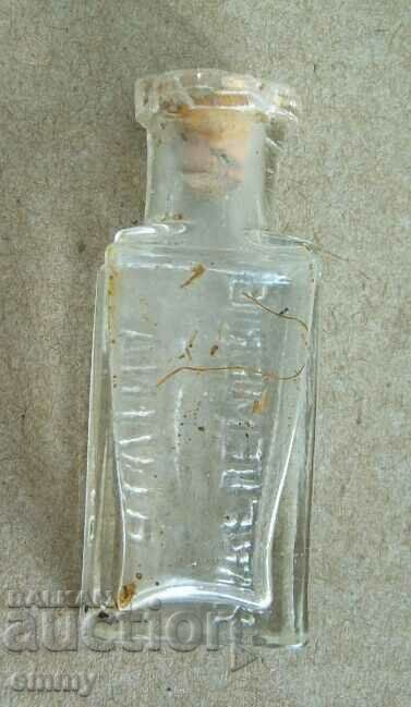 Доставка на Старо малко шише за парфюм, стъклено - "Parfuemerie Divina" Доставка на Старо малко шише за парфюм, стъклено - "Parfuemerie Divina"